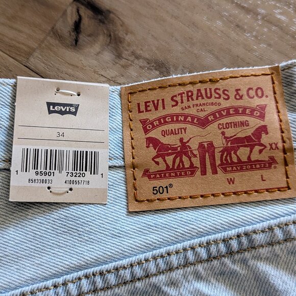 Levi's 501 High-Rise Denim Shorts - Picture 7 of 7